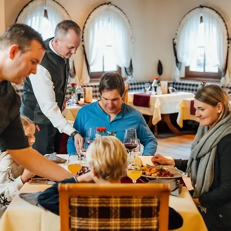 Hotel Mittagskogel Pitztal Sankt Leonhard im Pitztal
