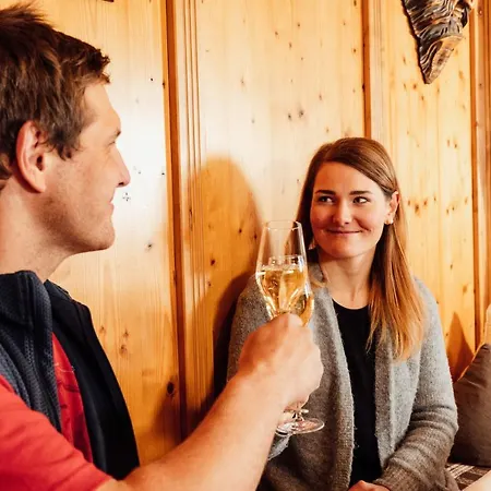 Hotel Mittagskogel Pitztal
