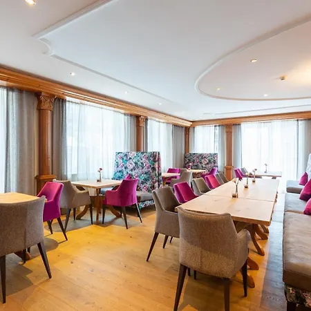 Mittagskogel Pitztal Hotel 4*