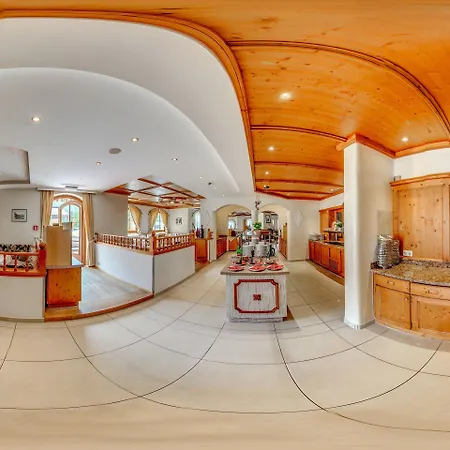 Hotel Mittagskogel Pitztal Sankt Leonhard im Pitztal