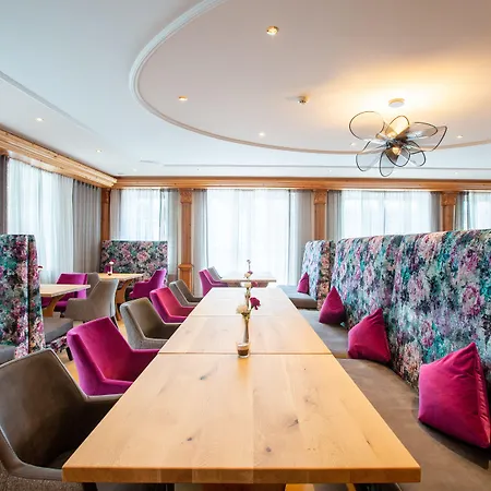 Mittagskogel Pitztal Hotel Sankt Leonhard im Pitztal