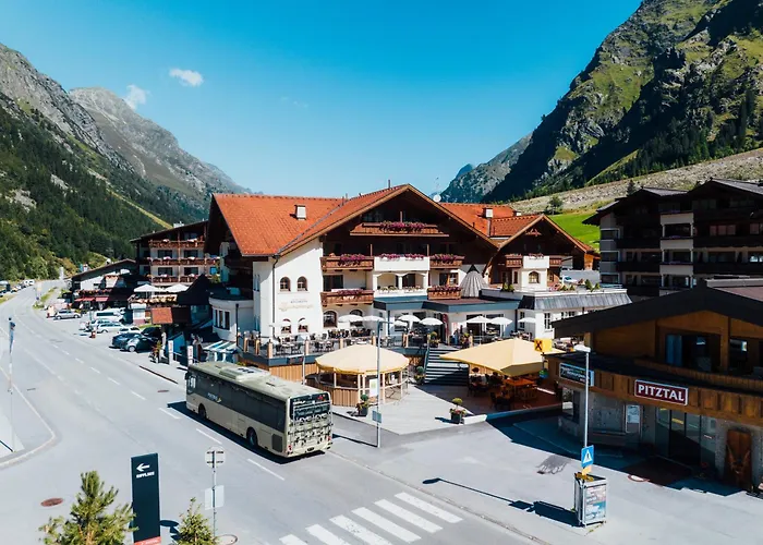酒店 Mittagskogel Pitztal 皮茨河谷圣莱昂哈德