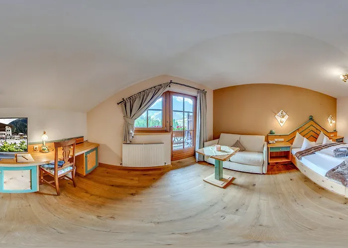 酒店 Mittagskogel Pitztal 皮茨河谷圣莱昂哈德