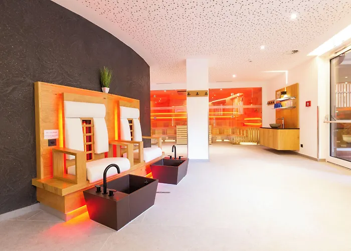 酒店 Mittagskogel Pitztal