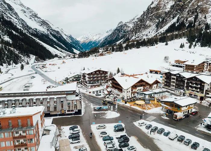 酒店 Mittagskogel Pitztal